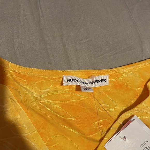 Hudson Harper Stretch Yellow Button Down and Tie Up Shirt Wavy Pattern S - Picture 4 of 6
